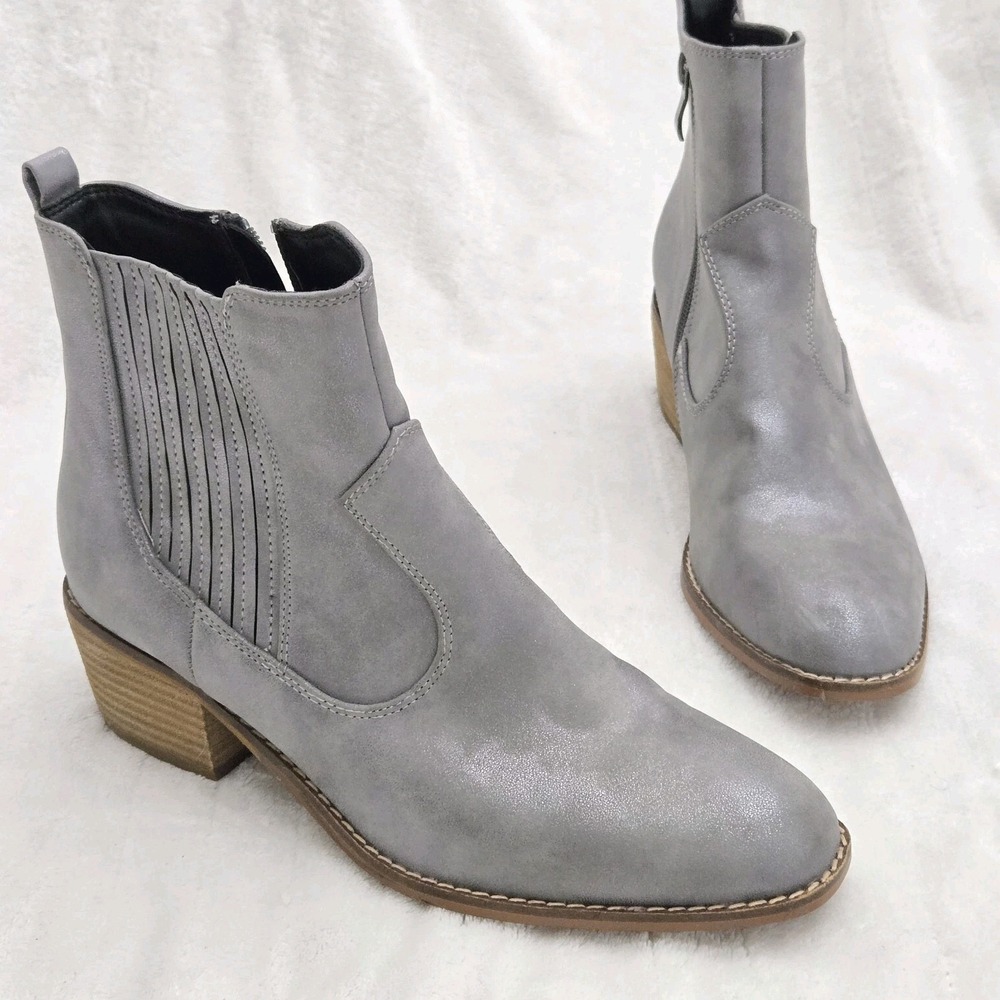 Boutique by Corky's Wayland Ankle‎ Boots Women's Sz 7 Metallic Gray Gold Festive